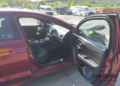 2015 Chrysler 200 S из США, поврежденный, VIN 1C3CCCBBXFN731040